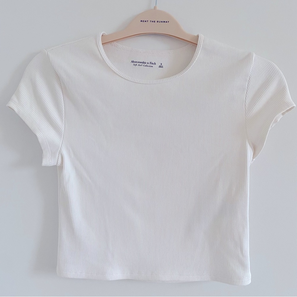 Abercrombie ribbed soft AF collection white t shirt - size S